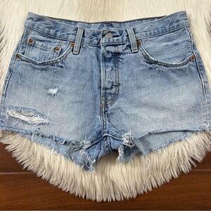 Levi's 501 Shorts in Waveline